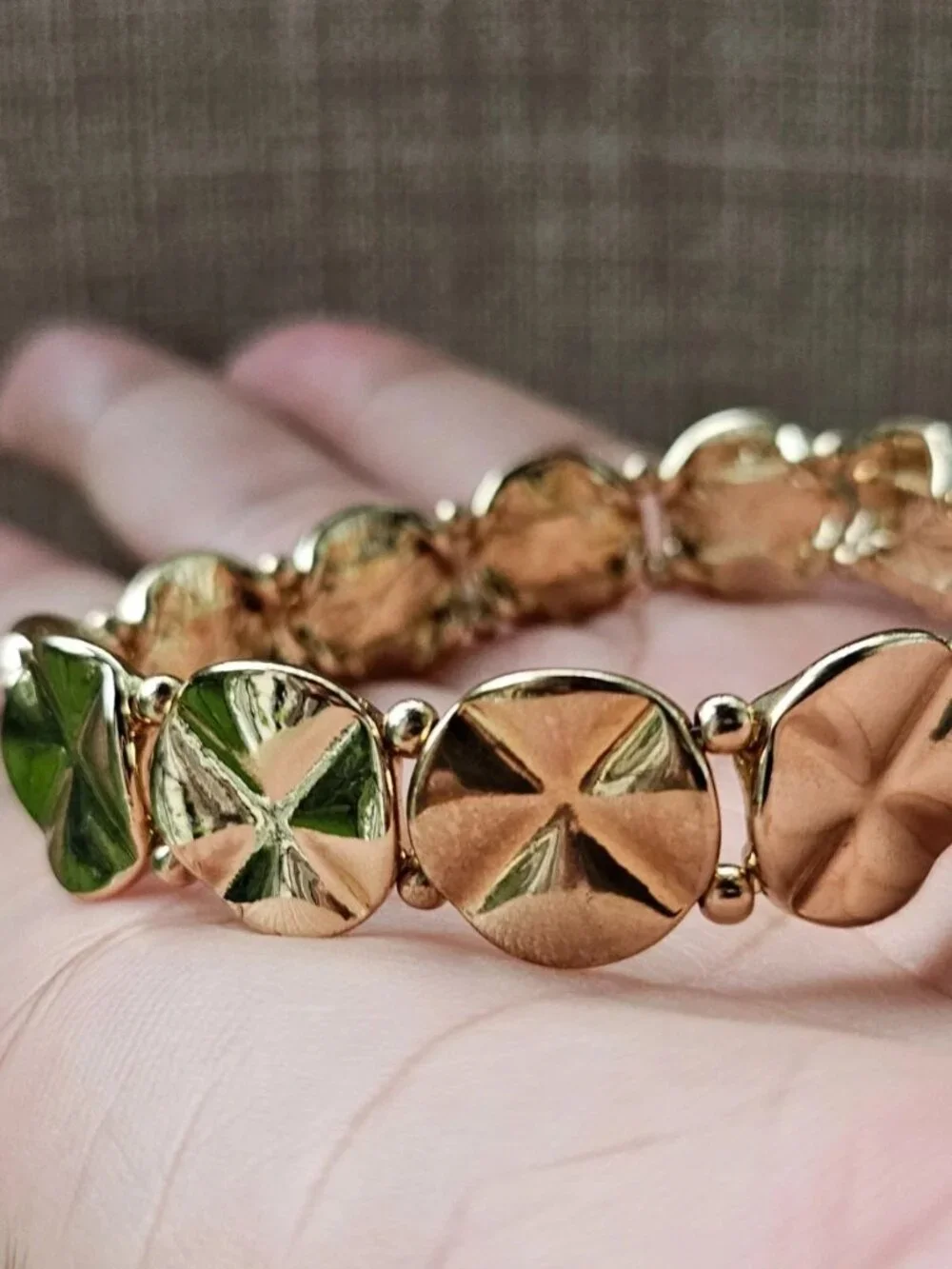 Fashion Bracelet Gold Tone Wrist Band Fashion Jewelry Stretched Metal Band